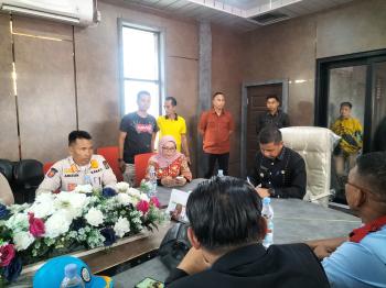 Hadapi Demonstran, Ini Yang Disampaikan Oleh Kasatpol-PP Kampar Arizon di Disperinaker